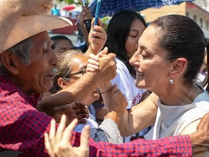 En-Mexico-y-Veracruz-es-tiempo-de-las-mujeres_-Claudia-Sheinbaum-Pardo-ante-cerca-de-10-mil-veracruzanos-reunidos-en-Coatzacoalcos.