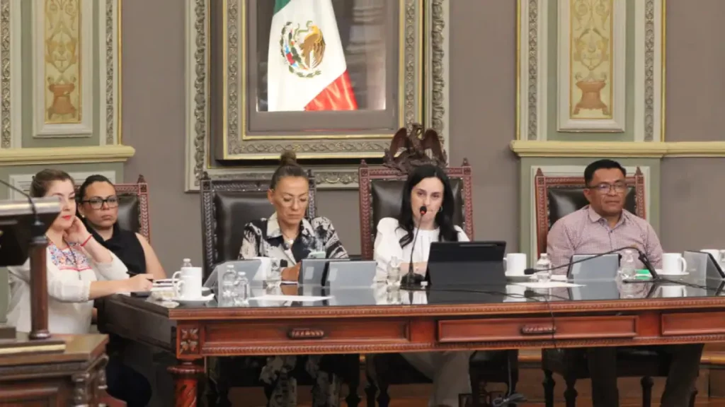 Aprueba Comisión Permanente exhorto para garantizar servicios del SAT al interior del Estado