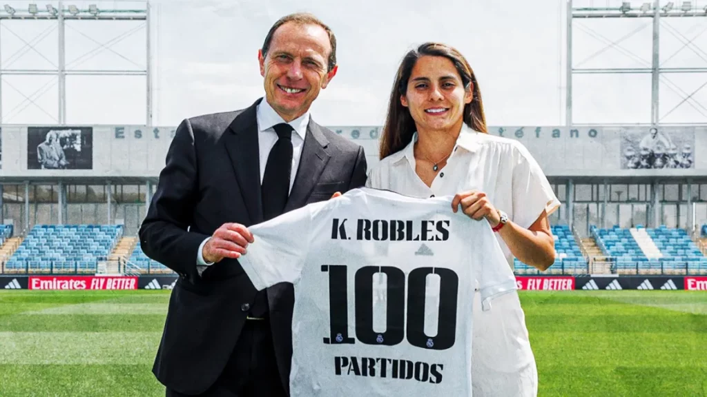 La mexicana, Kenti Robles llega a los 100 partidos con el Real Madrid.