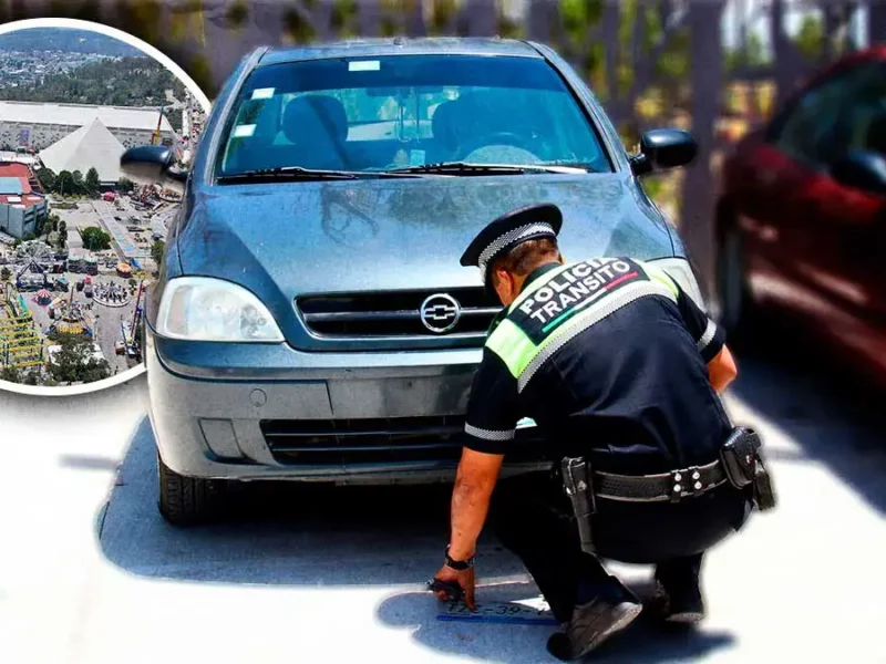 Retiraron nueve placas de autos mal estacionados en la Feria de Puebla