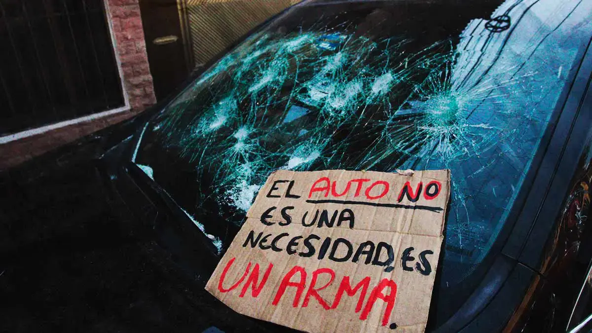 En plena manifestación en la Recta a Cholula, conductor atropella a una ciclista