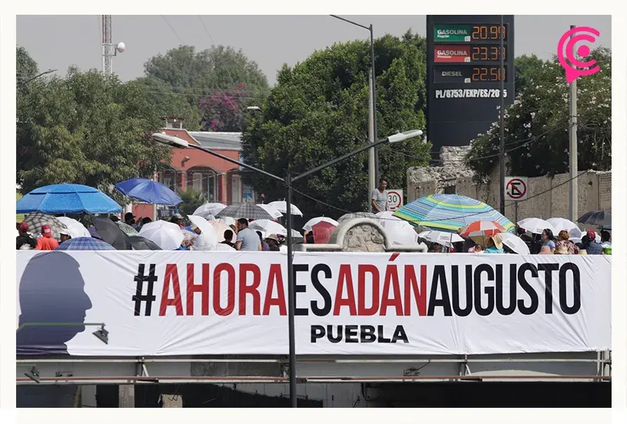 Morenistas aprovechan desfile del 5 de Mayo para promocionarse rumbo al 2024