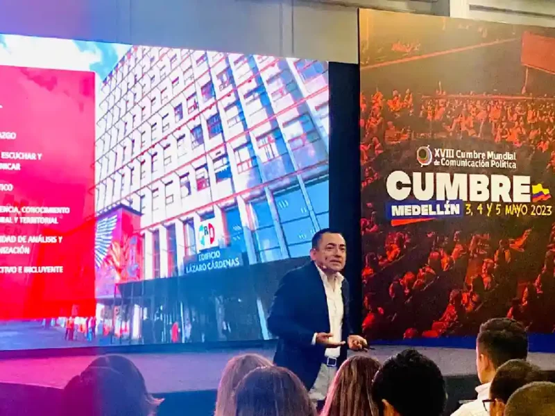 Participa Lázaro Jiménez en la XVIII Cumbre Mundial de Comunicación Política