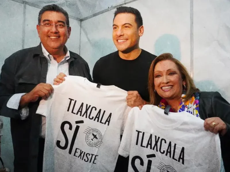 Sergio Salomón Céspedes se toma foto con Carlos Rivera; dicen que Tlaxcala sí existe