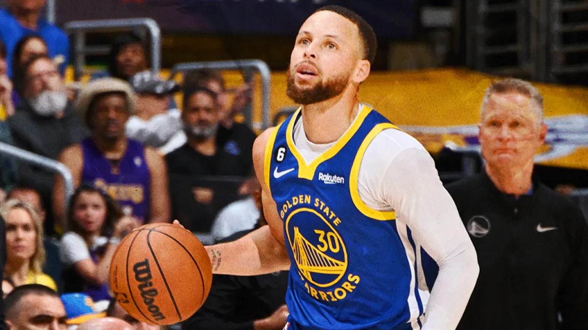 Stephen Curry hizo sufrir a Lakers en el juego 4 de las “semis” de conferencia.