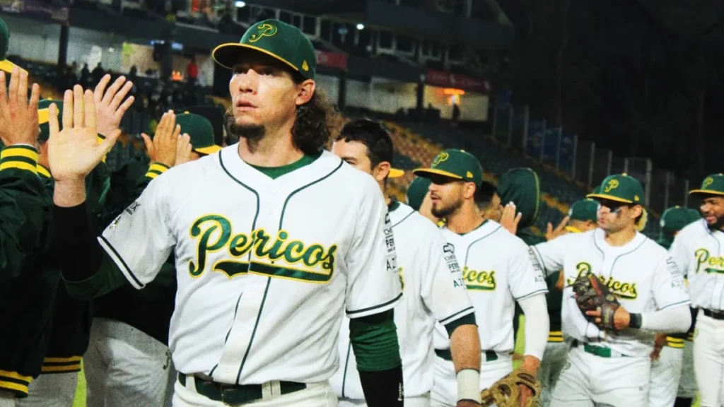 Pericos retoma el vuelo y vence al Águila de Veracruz en el primero de la serie.