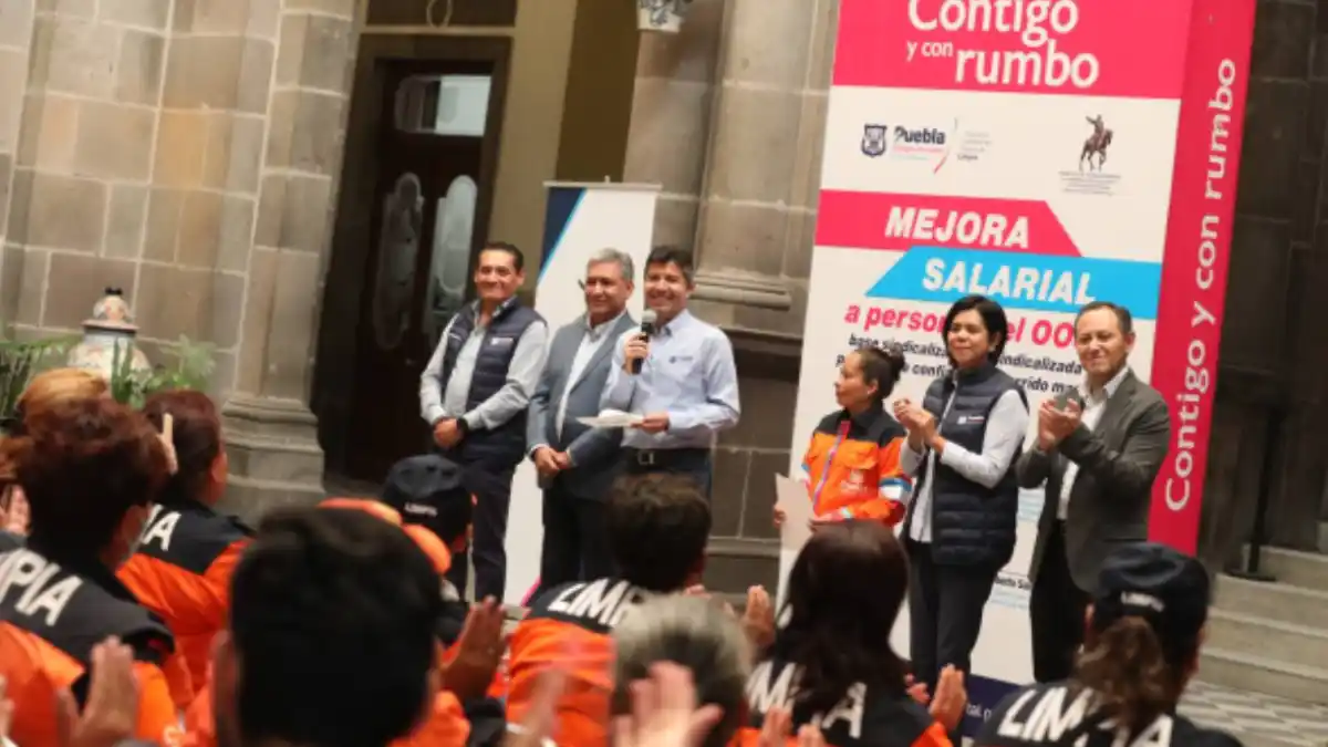 Mejora salarial a naranjitas anuncia Ayuntamiento de Puebla