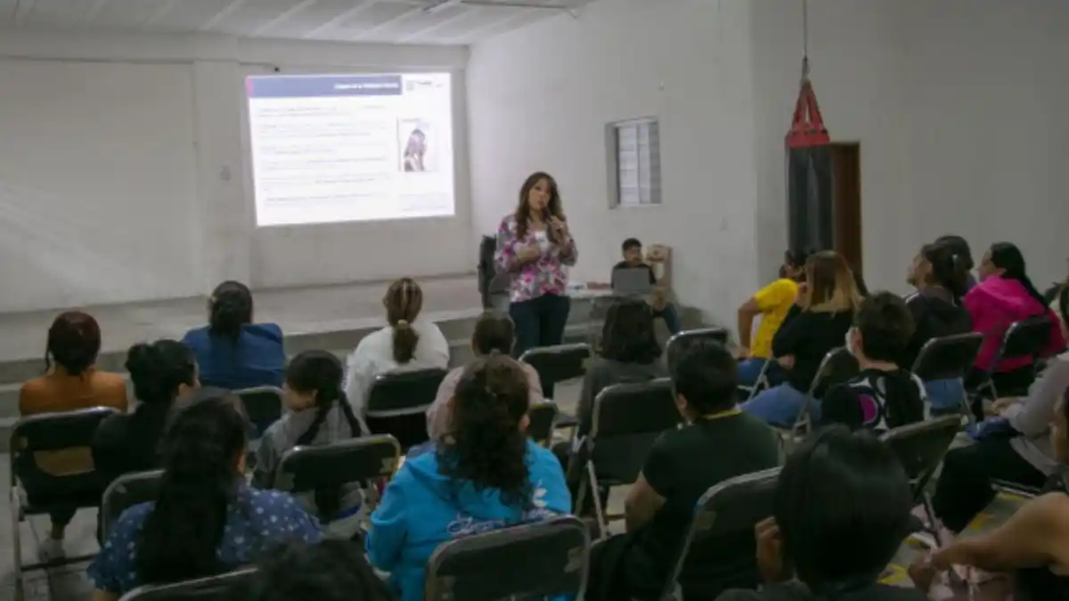 SMDIF previene y atiende la Violencia Vicaria desde las juntas auxiliares