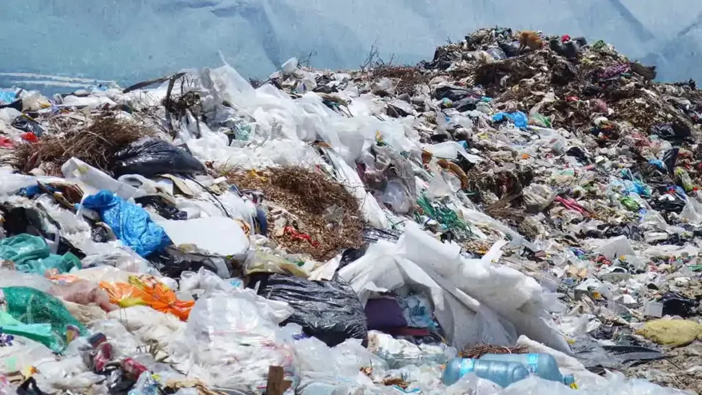 San Pedro Cholula deposita diario 90 toneladas de basura en relleno sanitario de Calpan.