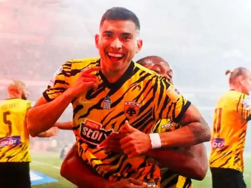 Orbelín Pineda anotó en el partido del Campeonato del AEK Atenas 