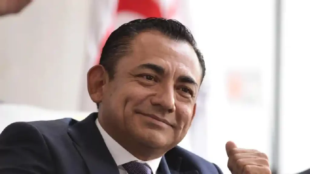 Capacitación, herramienta para formar políticos profesionales: Lázaro Jiménez