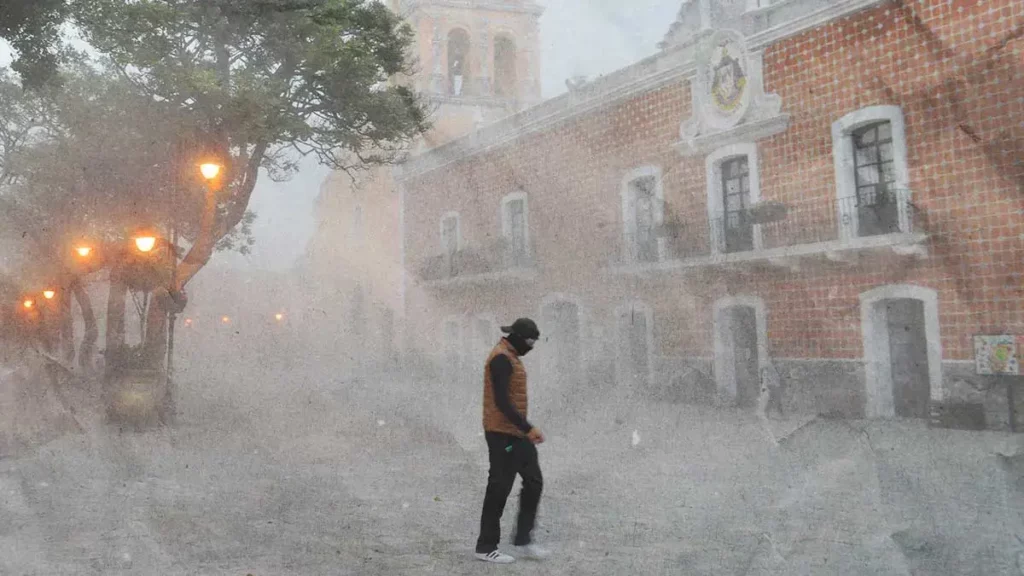 Municipios en riesgo de caída de ceniza del Popocatépetl este miércoles