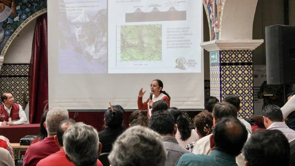 En Atlixco presentan “Programa Especial para Contingencias del Volcán Popocatépetl”.