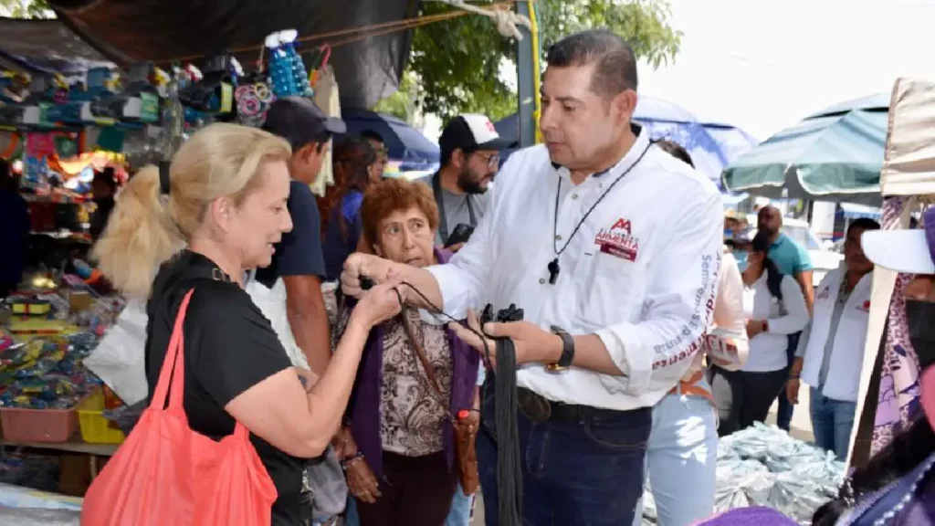Por la seguridad de las mujeres y sus familias realiza Armenta jornada de prevención