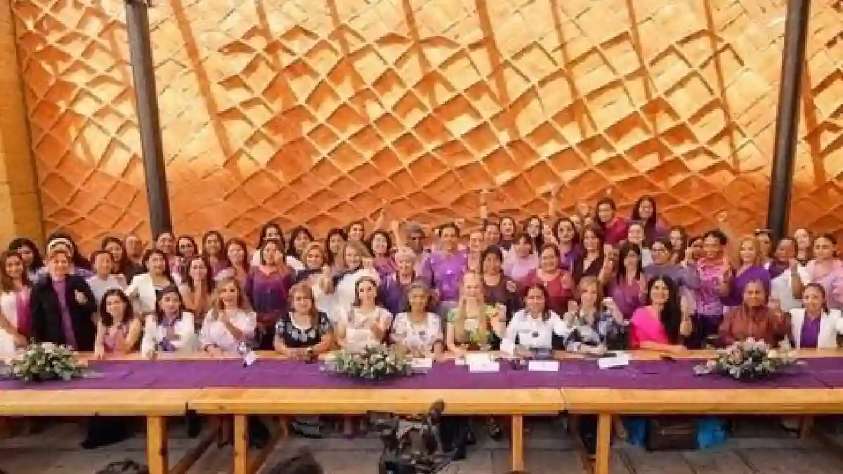 Mexico-se-pintara-de-morado-con-Claudia-Sheinbaum-el-morado-del-liderazgo-femenino-y-del-cambio-a-favor-de-la-igualdad-entre-hombres-y-mujeres.