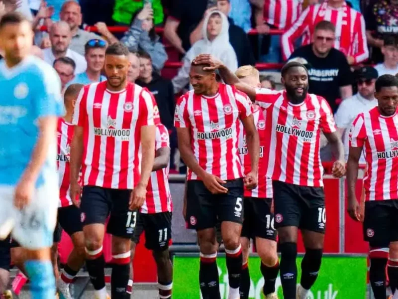 Brentford derrota por segunda ocasión al Manchester City en la Premier League.