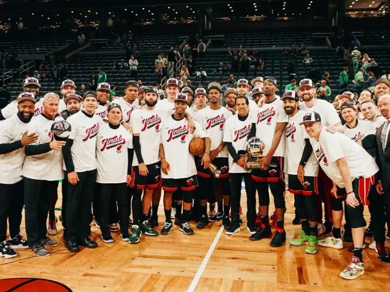 Miami Heat evita remontada de Celtics y es campeón del Este en la NBA.