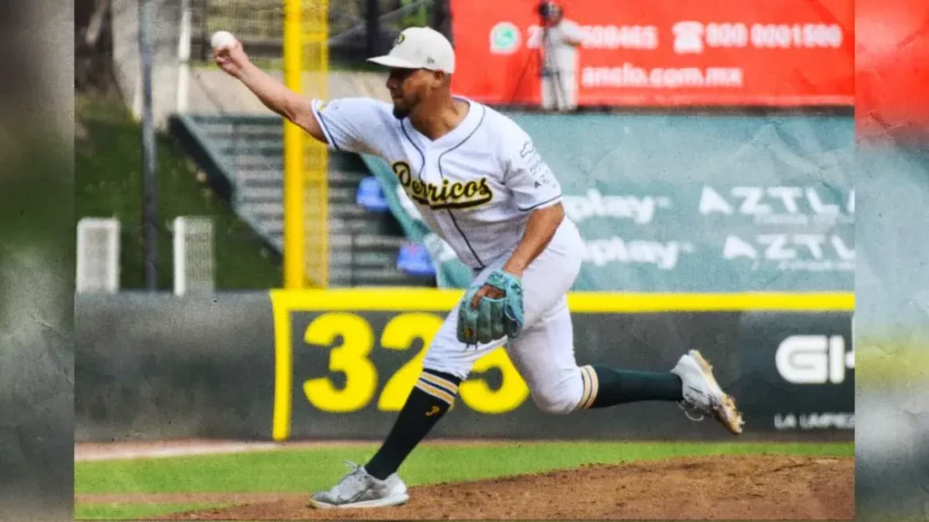 Yoimer Camacho logra un sin hit ni carrera con Pericos ante Guerreros.