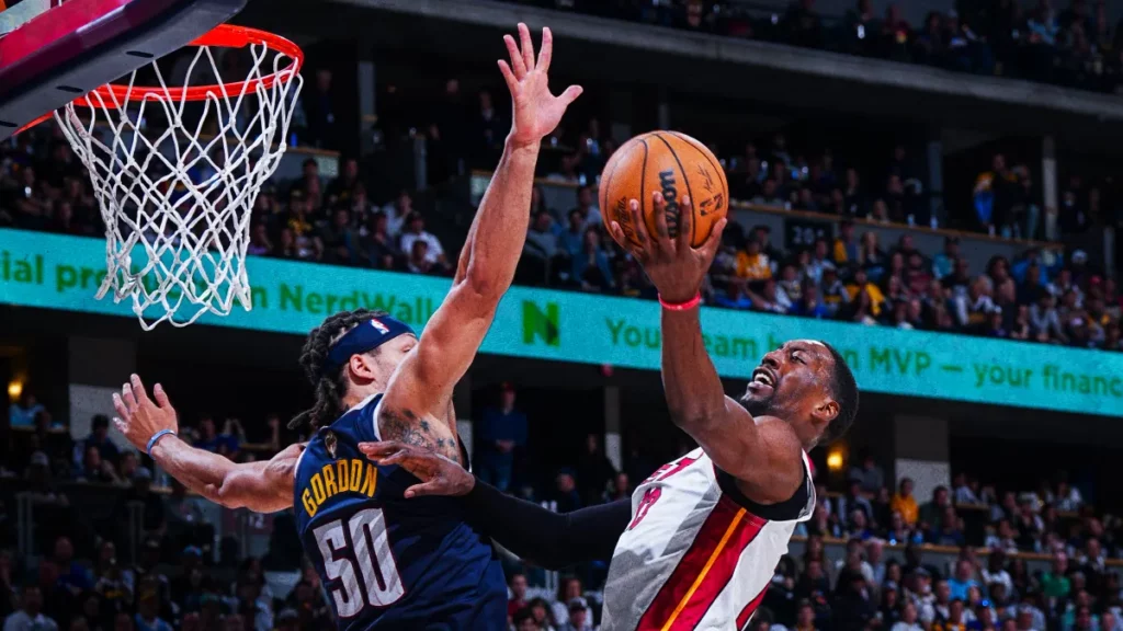 Miami Heat vence a Denver Nuggets y empata la serie final en la NBA.
