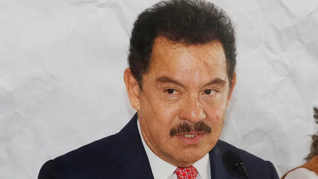 Los políticos no venimos en paquete: Nacho Mier