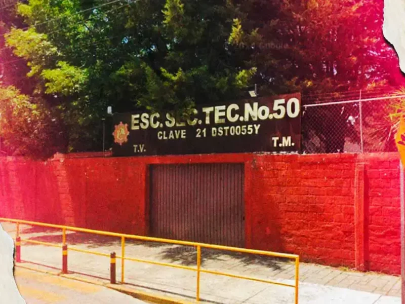 Alumnas de la Técnica 50 en Puebla protagonizan pelea campal