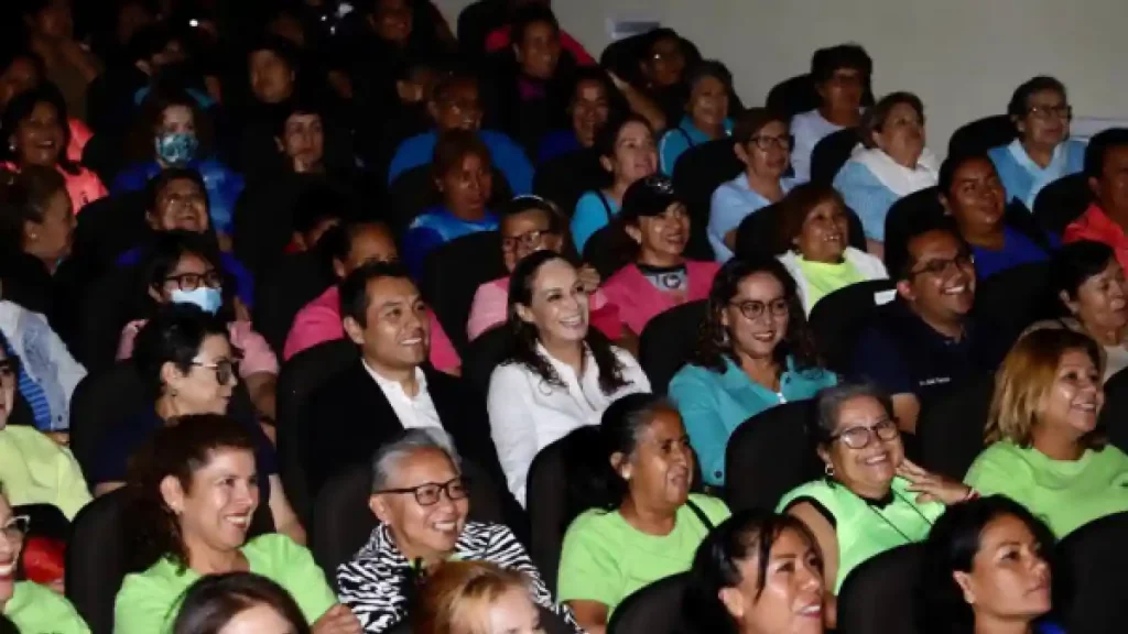 SMDIF y IMDP realizan foro “mujeres: deporte y salud” para activadoras físicas