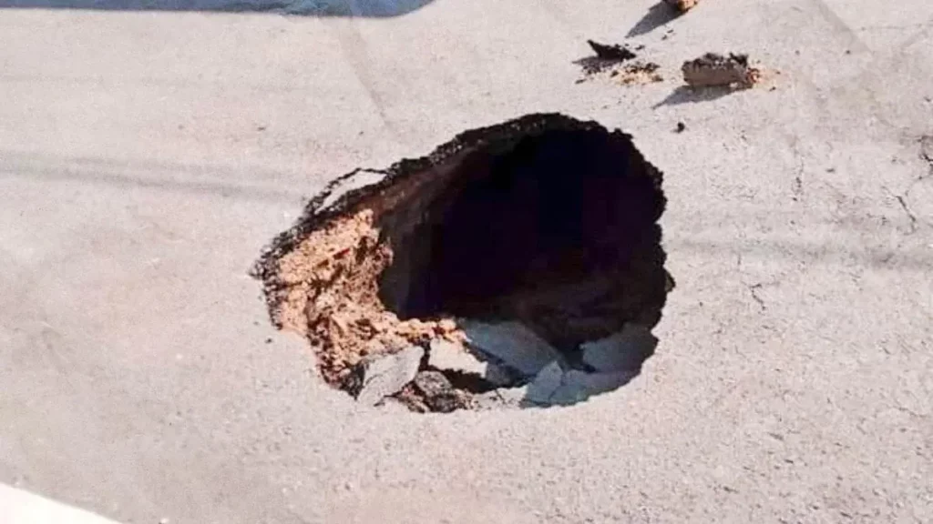 ¡Cuidado! En una semana reportaron 10 socavones en calles de la ciudad de Puebla.