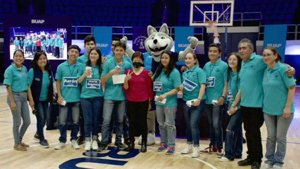 Complejo Regional Norte gana la Olimpiada del Conocimiento BUAP 2023