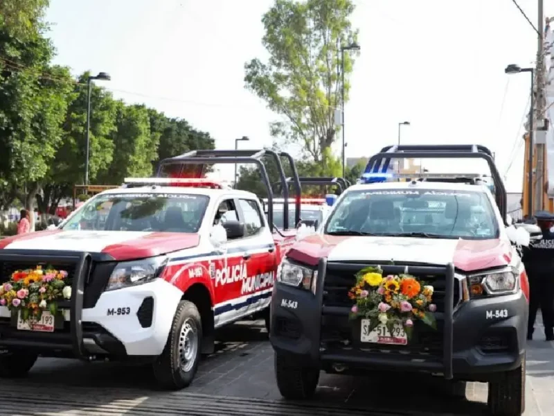 Entrega Mundo Tlatehui 9 Patrullas para las juntas auxiliares, inspectorías y Delegación Atlixcáyotl