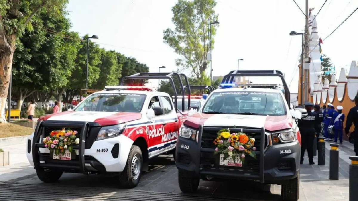 Entrega Mundo Tlatehui 9 Patrullas para las juntas auxiliares, inspectorías y Delegación Atlixcáyotl