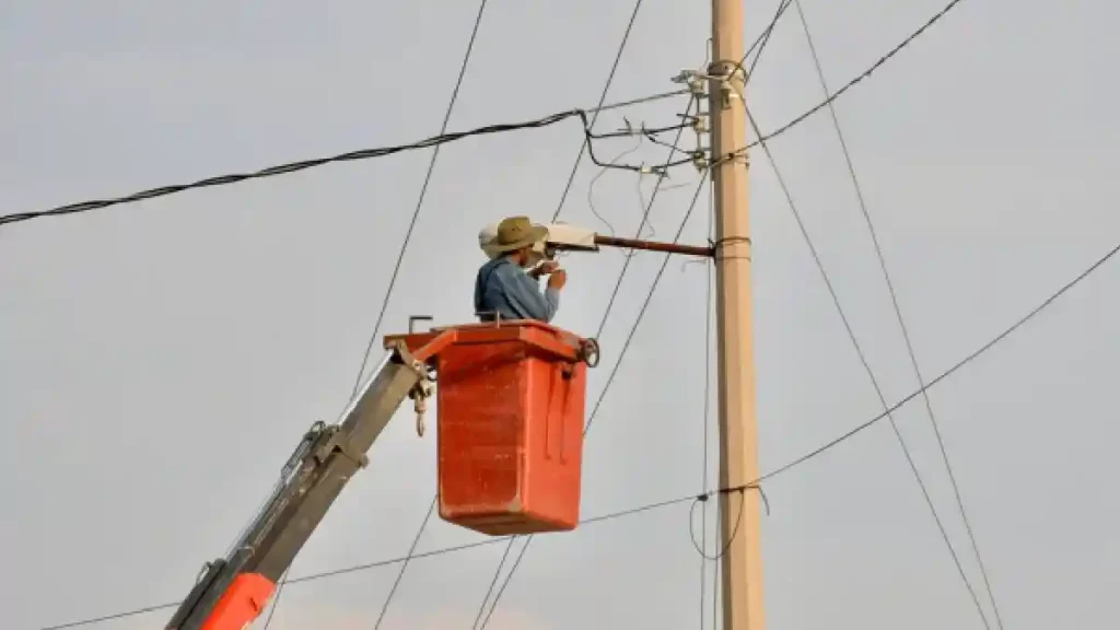 Ayuntamiento de Puebla avanza en acciones de iluminación en dos terceras partes del municipio