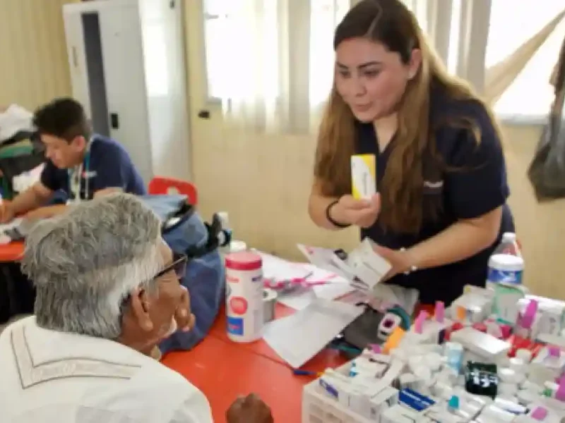 SMDIF Puebla acerca atención y servicios a la Inspectoría de Rosario La Huerta