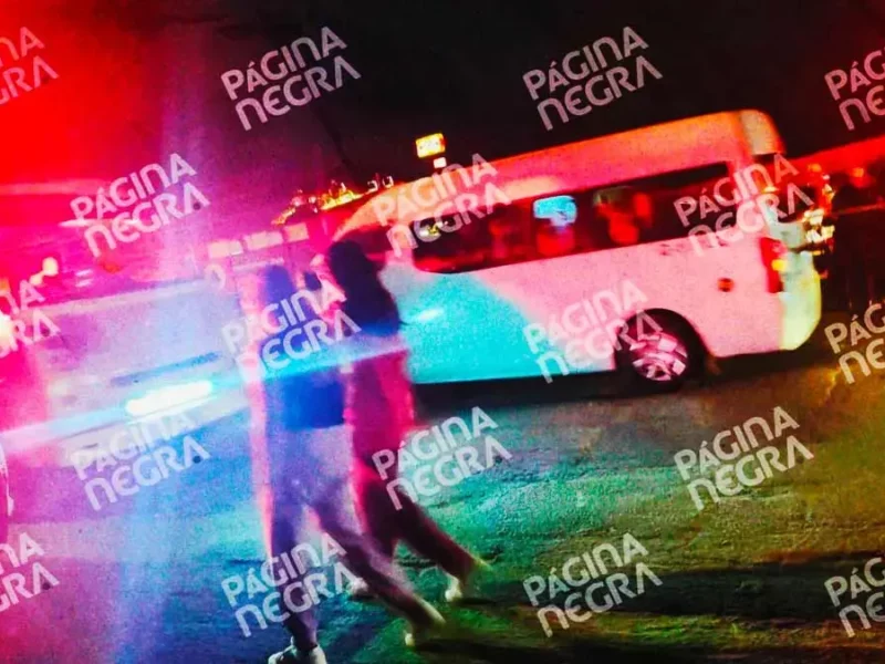 Un hombre murió al caer en una barranca en Galaxia Bosques de Manzanilla en Puebla.
