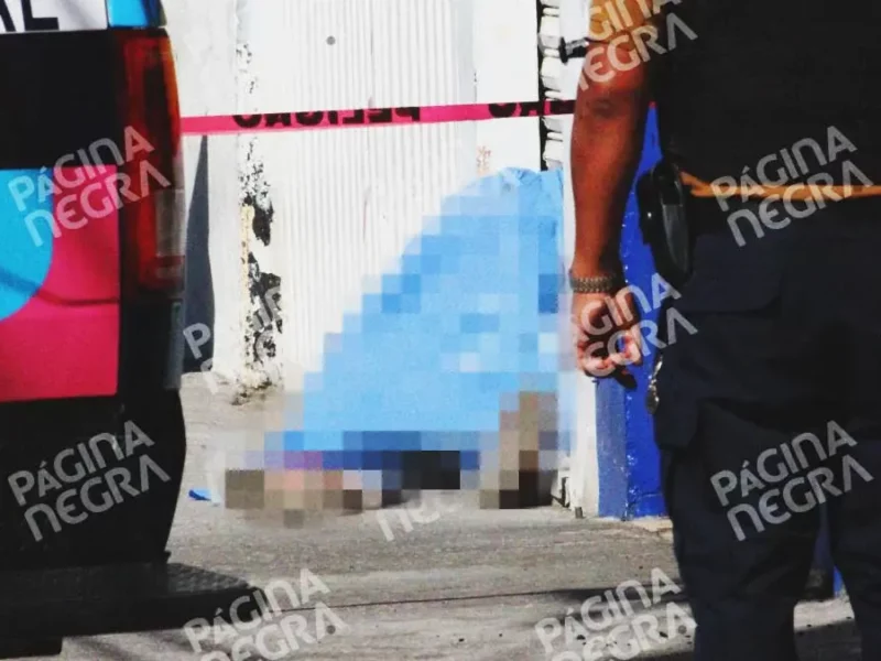 Hallan a hombre sin vida y con lesiones cerca del bar Bryan en Puebla.