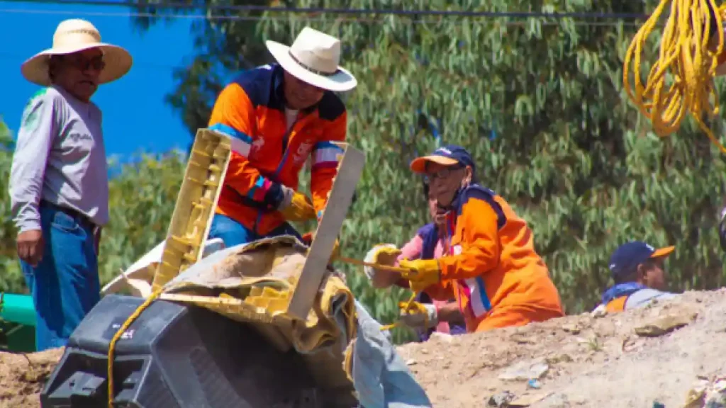 Organismo Operador del Servicio de Limpia intervino la barranca Acoco-Alseseca