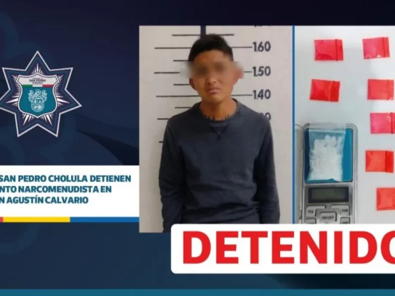 Policías de San Pedro Cholula detienen a presunto narcomenudista en San Agustín Calvario.