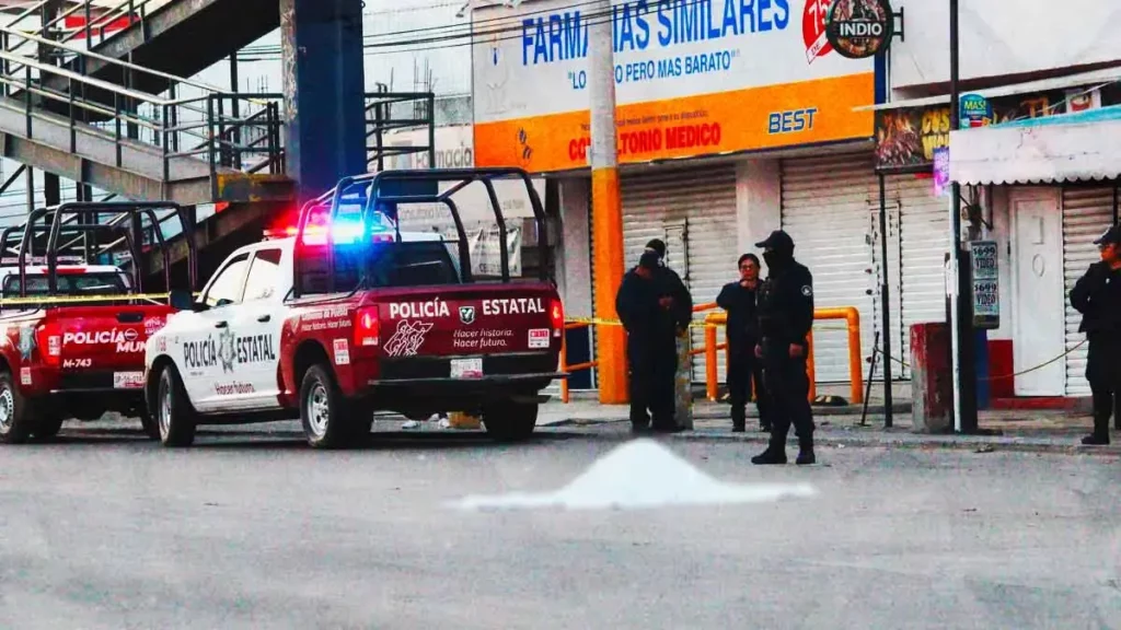 Van cinco muertos por ataque armado al bar Pinochos