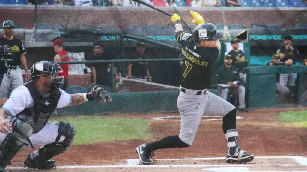 Pericos de Puebla derrota a Saraperos de Saltillo y empata la serie.