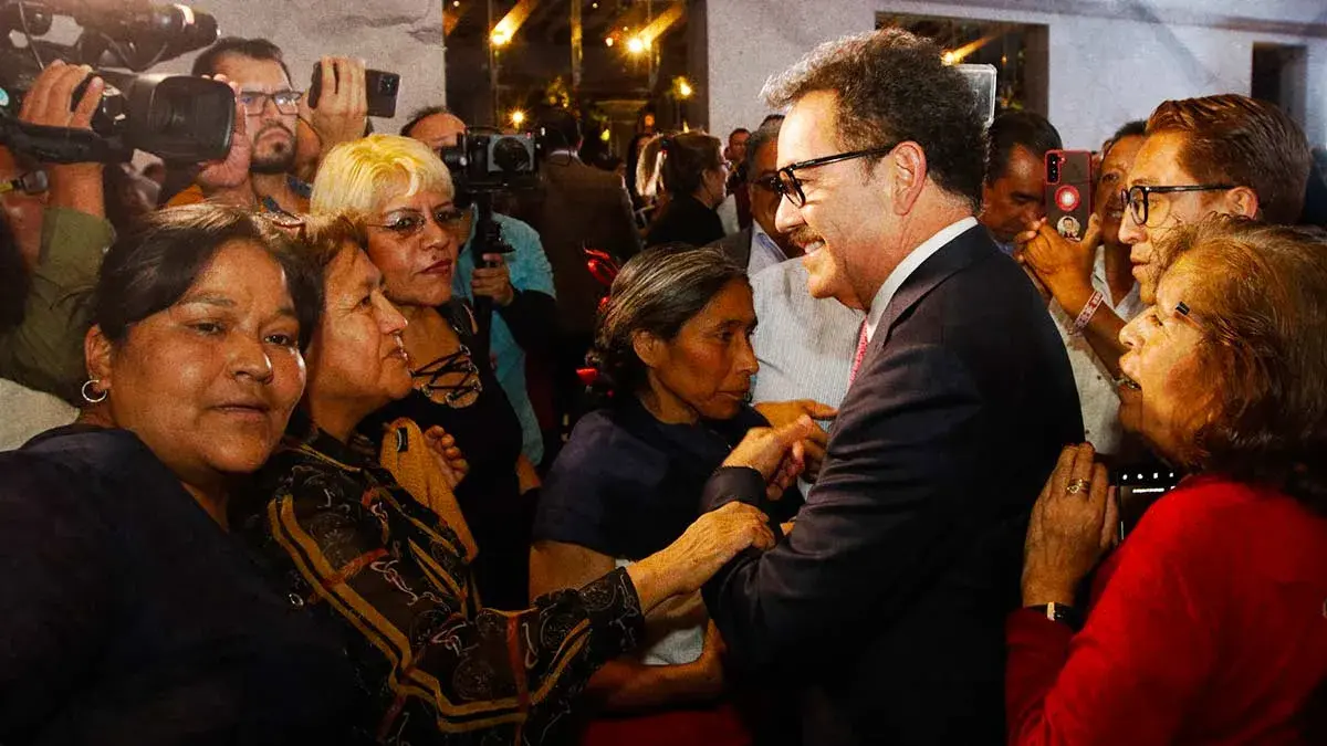 Nacho Mier propone un Pacto Social por Puebla; presenta diagnóstico del estado