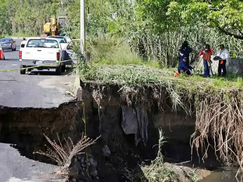 Contabilizan 29 socavones en Puebla Capital; 16 ya fueron reparados 