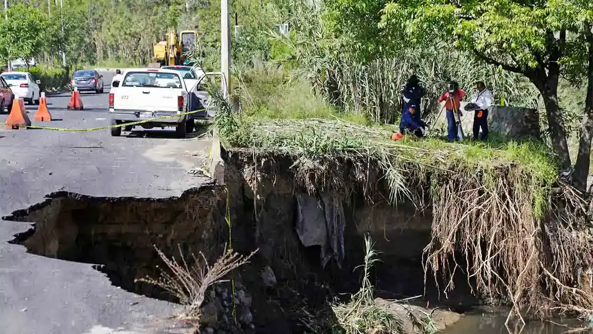 Contabilizan 29 socavones en Puebla Capital; 16 ya fueron reparados 
