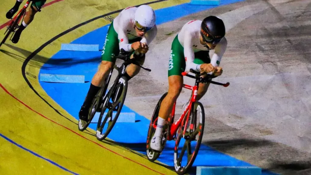 México logra oro y plata en el ciclismo de pista de los Centroamericanos.