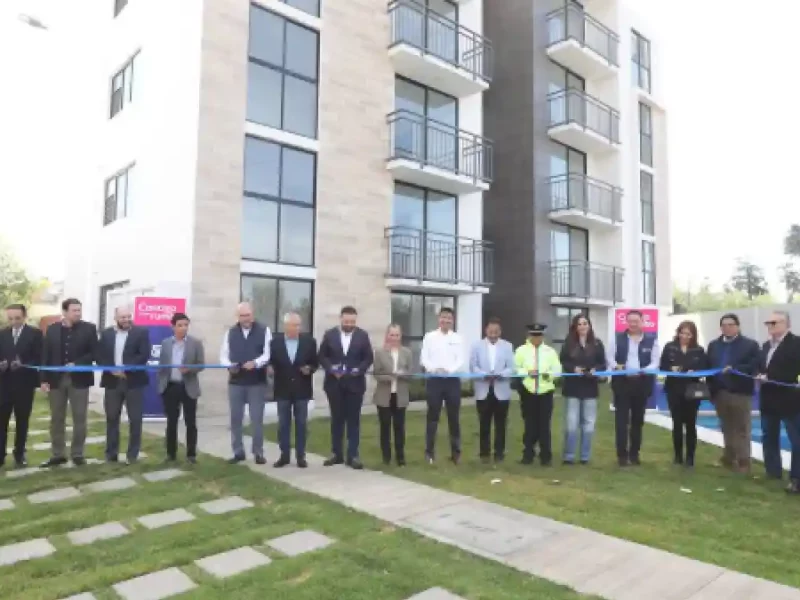 Ayuntamiento de Puebla y CANADEVI inauguran viviendas en Bosques de San Sebastián