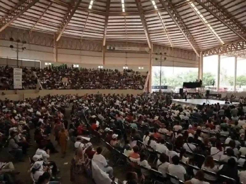 “No puede haber seguridad si no hay justicia social”, por eso queremos que continúe la Cuarta Transformación en todo el país_ Claudia Sheinbaum en Moroleón, Guanajuato