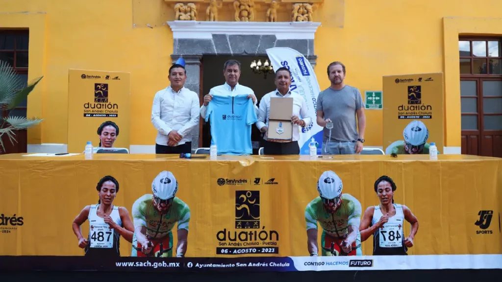 Lista la playera y medalla oficial del Duatlón 2023