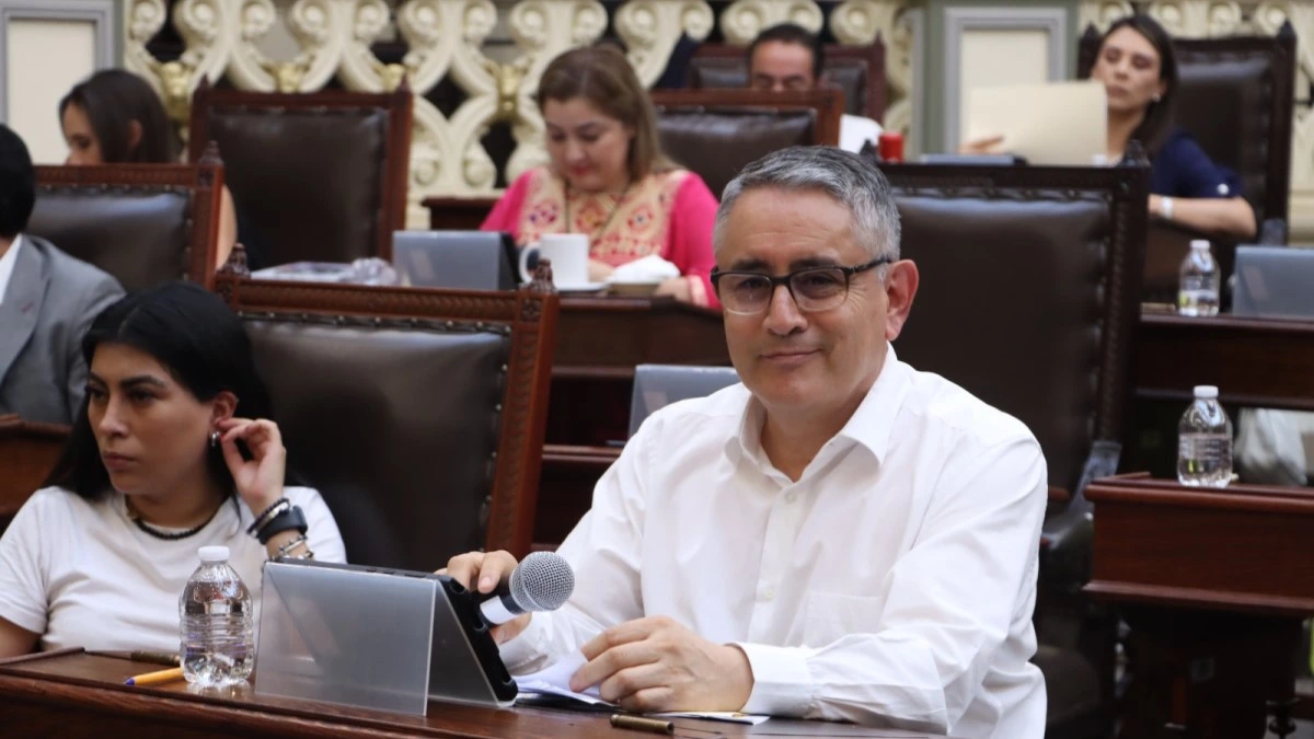 Notificar e investigar los embarazos en menores de edad, iniciativa que se impulsa desde el Congreso.