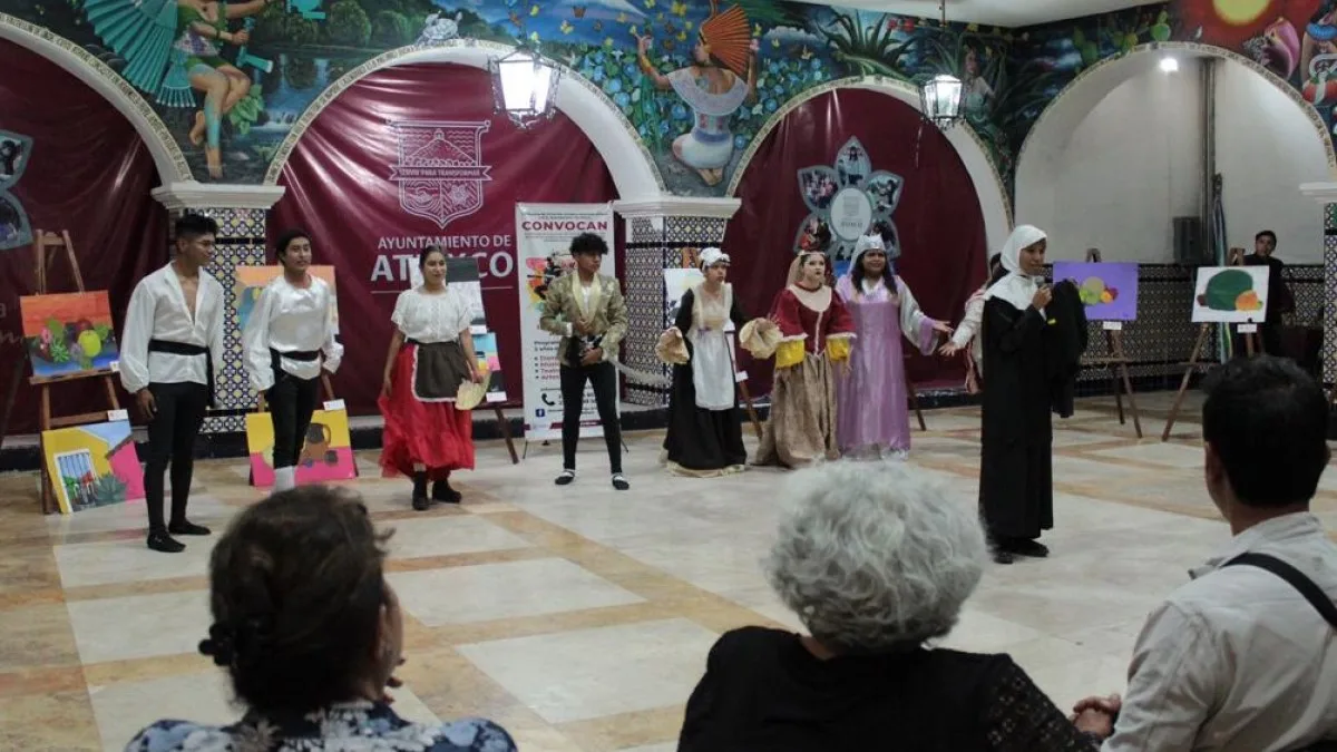 Ariadna Ayala presente en la clausura de semestre de la Escuela de Iniciación Artística Asociada Atlixco.