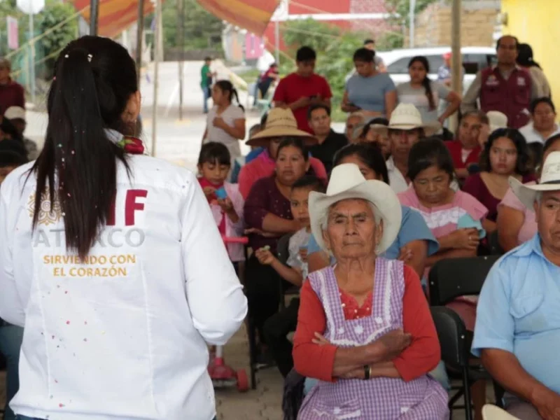 Ariadna Ayala continúa inaugurando obras en Atlixco.
