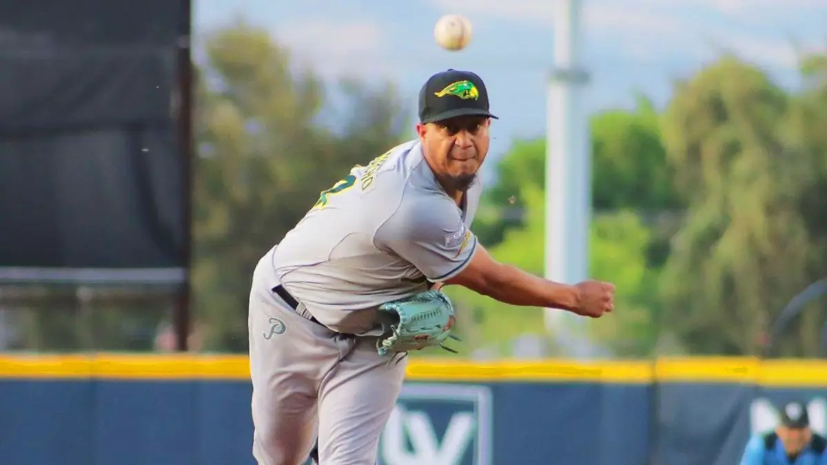 Pericos de Puebla saca la escoba y barre a los Bravos de León 