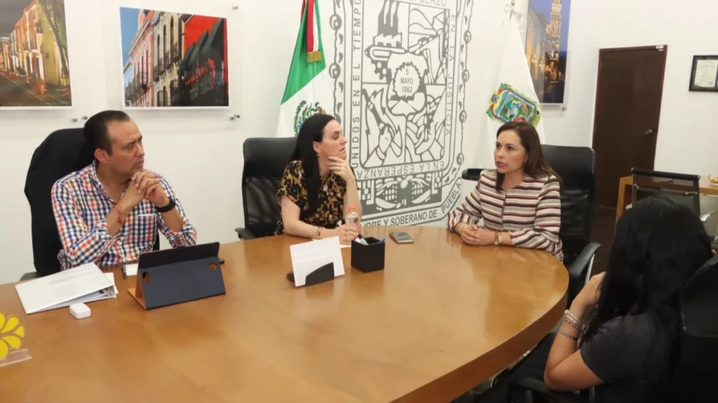 Aprueban en Comisión del Congreso dictamen para agilizar procesos de adopción en Puebla.